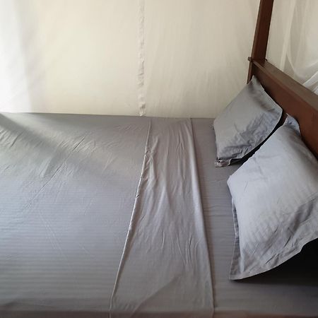 Julianu Hotell Tangalle Eksteriør bilde